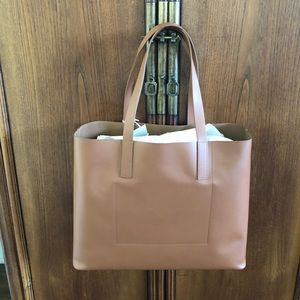 Everlane brand new in box leather Market Tote.